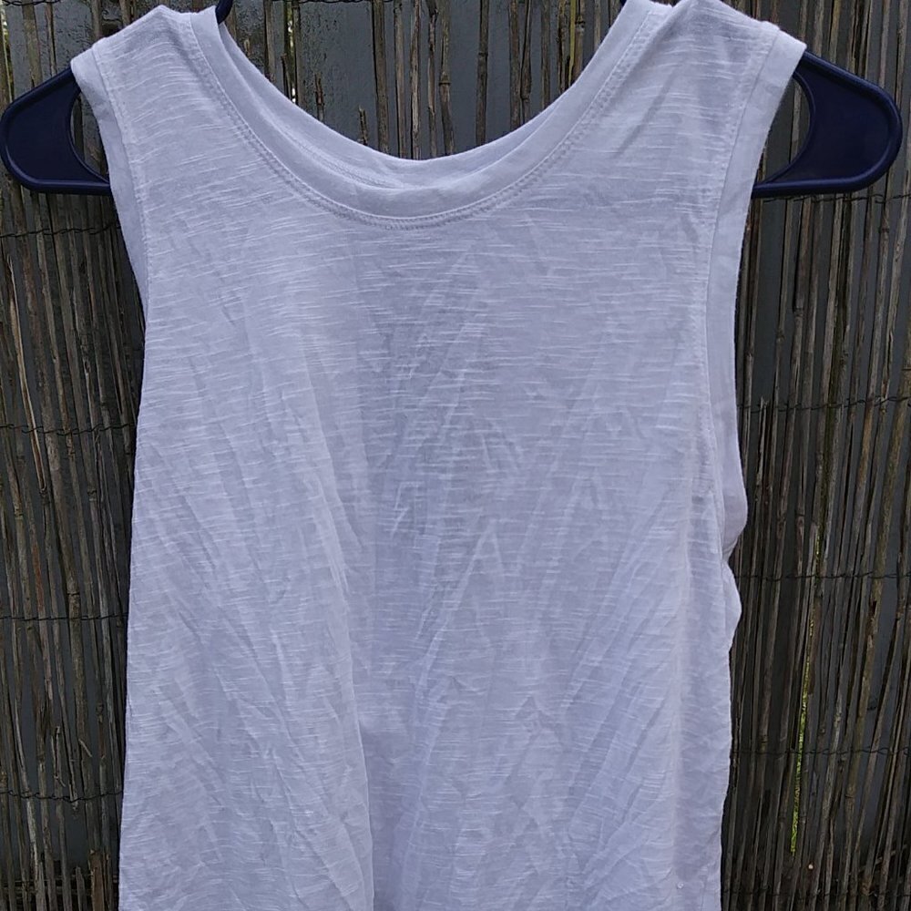 White Lightweight Tank Top with a Peekaboo Back - No Brand or Size Tag